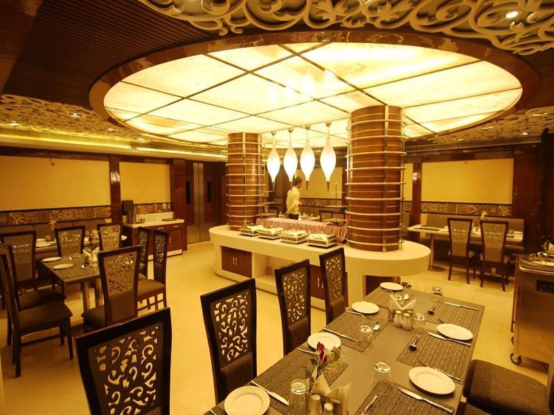 Hotel Costa River Varanasi