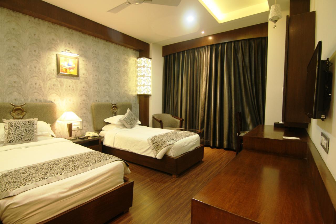 Costa River Hotel